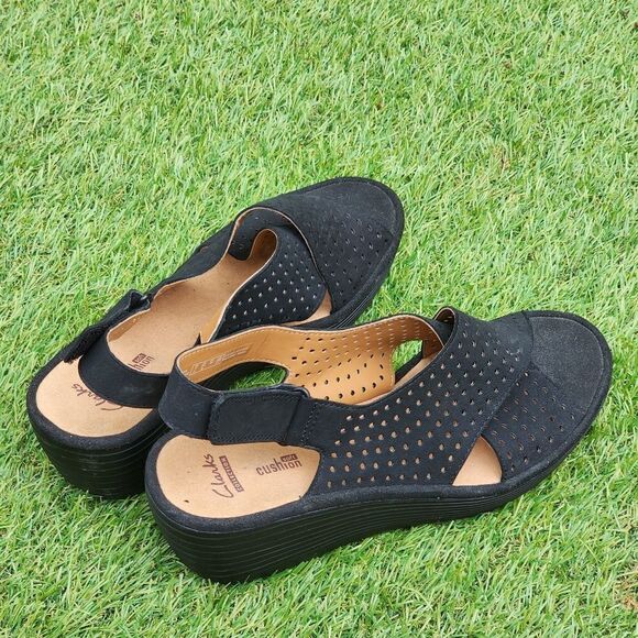 CLARKS COLLECTION - Women's Wedges - SIZE 9.5M - Picture 4 of 7